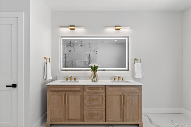 43 Hilltop Lane, Thornwood, NY 10594