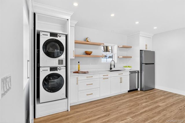 43 Hilltop Lane, Thornwood, NY 10594