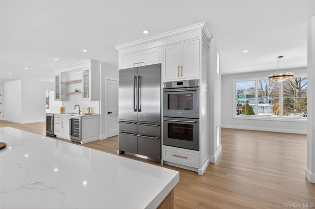 43 Hilltop Lane, Thornwood, NY 10594