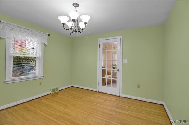 1226 87th Street, Niagara Falls, NY 14304