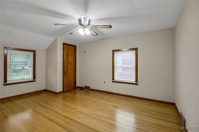 1226 87th Street, Niagara Falls, NY 14304