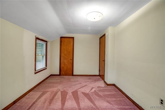 1226 87th Street, Niagara Falls, NY 14304