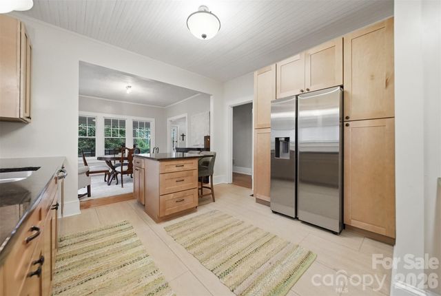 211 Lenoir Street, Morganton, NC 28655