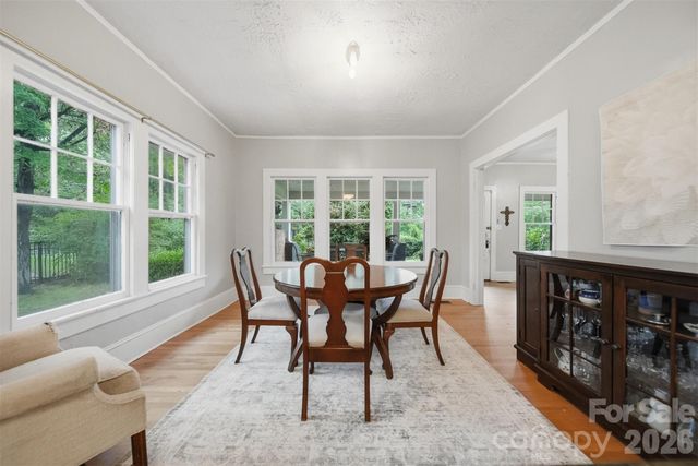 211 Lenoir Street, Morganton, NC 28655