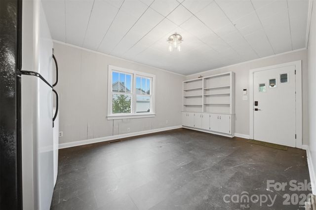 211 Lenoir Street, Morganton, NC 28655