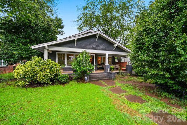 211 Lenoir Street, Morganton, NC 28655