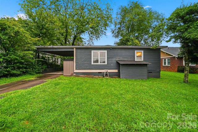 211 Lenoir Street, Morganton, NC 28655
