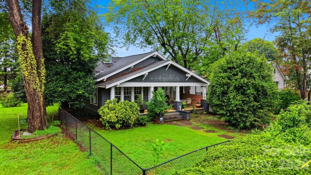 211 Lenoir Street, Morganton, NC 28655