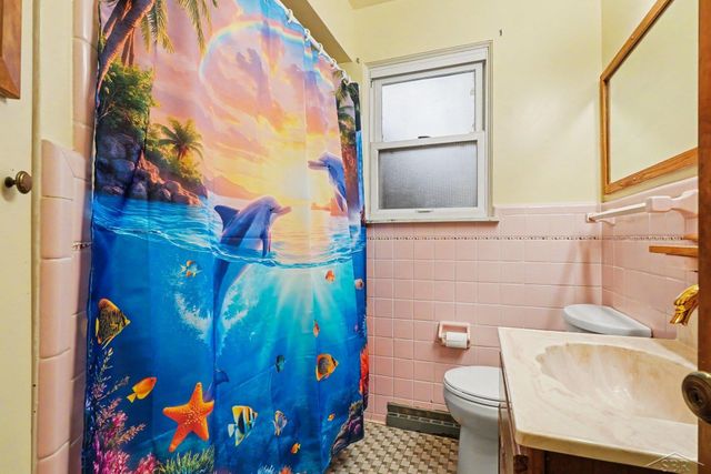 1740 Wilson Avenue, Saginaw, MI 48638