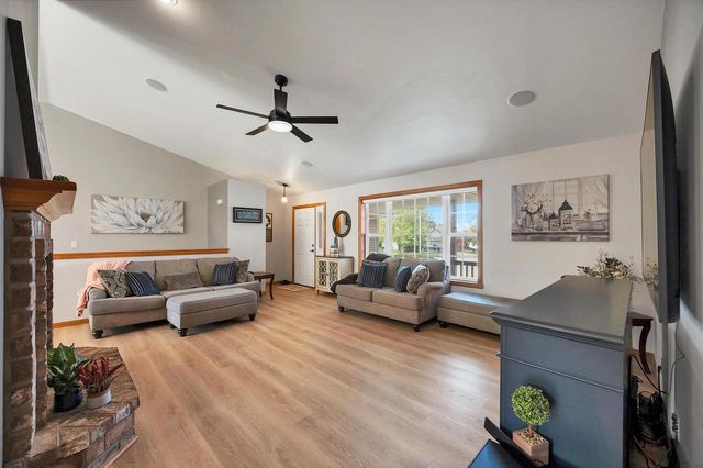 4011 GARRETT STREET, De Pere, WI 54115