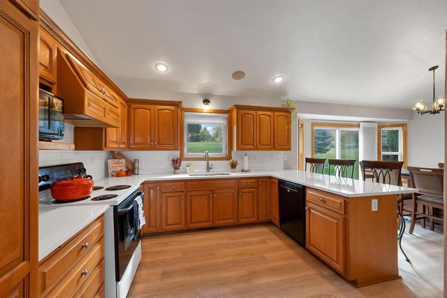 4011 GARRETT STREET, De Pere, WI 54115