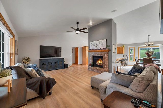 4011 GARRETT STREET, De Pere, WI 54115