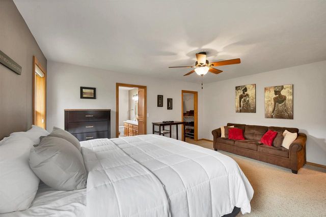 4011 GARRETT STREET, De Pere, WI 54115