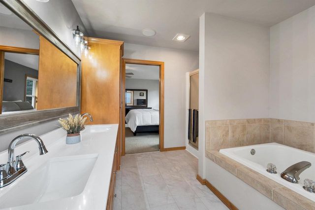 4011 GARRETT STREET, De Pere, WI 54115