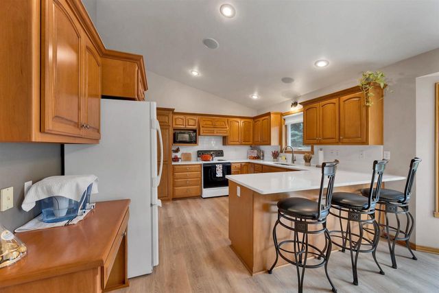 4011 GARRETT STREET, De Pere, WI 54115