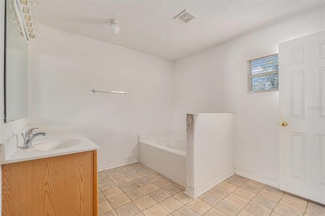 18063 PARROT ROAD, Weeki Wachee, FL 34614