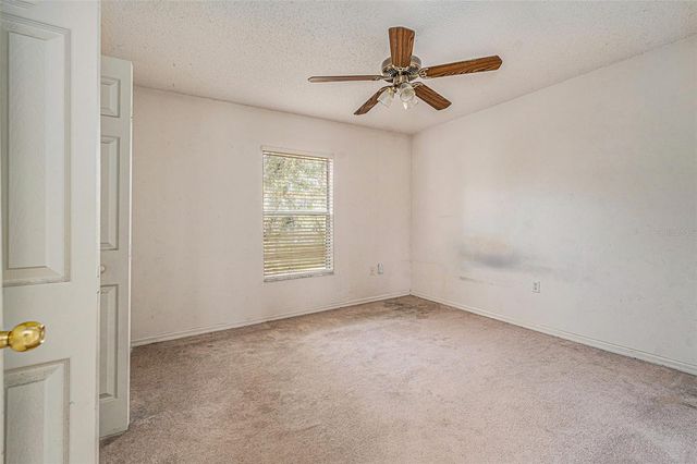 18063 PARROT ROAD, Weeki Wachee, FL 34614