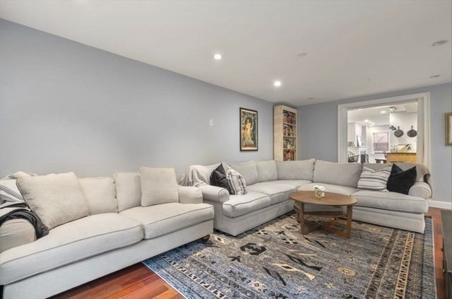 159 N Street, Boston, MA 02127