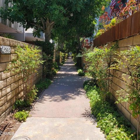 4231 Sarah Street, Burbank, CA 91505