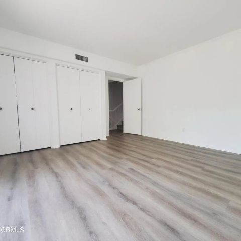 4231 Sarah Street, Burbank, CA 91505