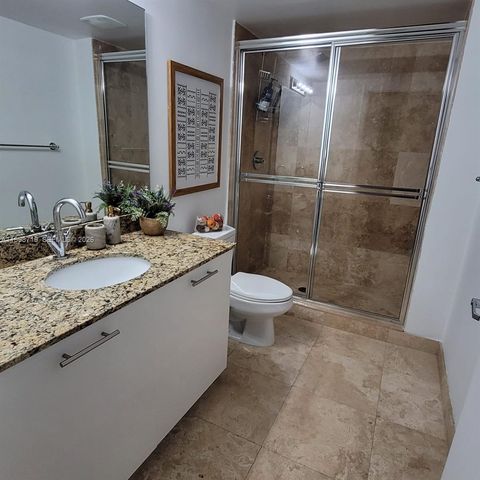 41 SE 5th St 1201, Miami, FL 33131