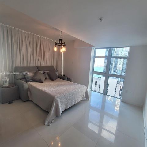 41 SE 5th St 1201, Miami, FL 33131