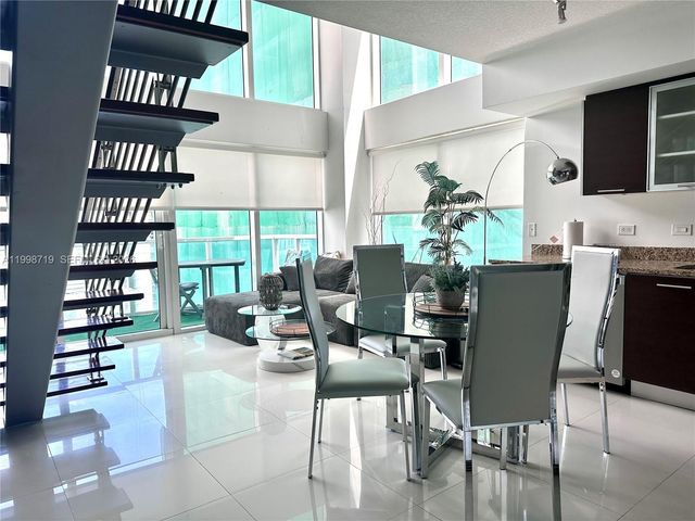 41 SE 5th St 1201, Miami, FL 33131