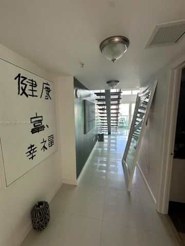 41 SE 5th St 1201, Miami, FL 33131