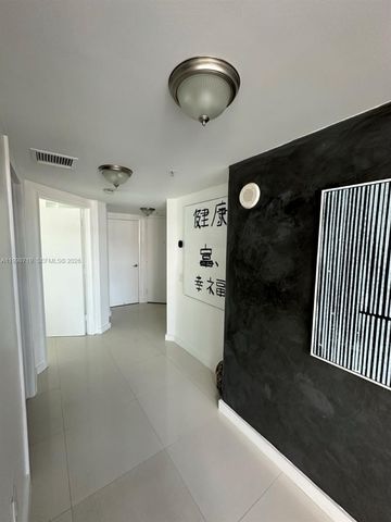 41 SE 5th St 1201, Miami, FL 33131