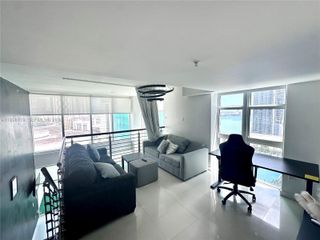 41 SE 5th St 1201, Miami, FL 33131