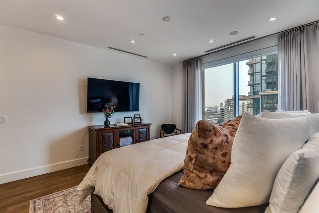 2300 Wolf Street 9C, Dallas, TX 75201