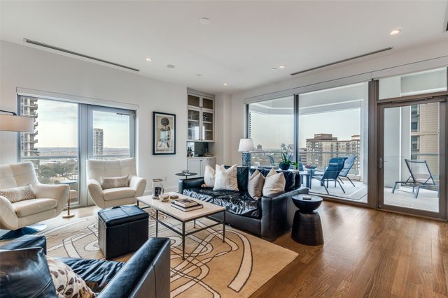 2300 Wolf Street 9C, Dallas, TX 75201