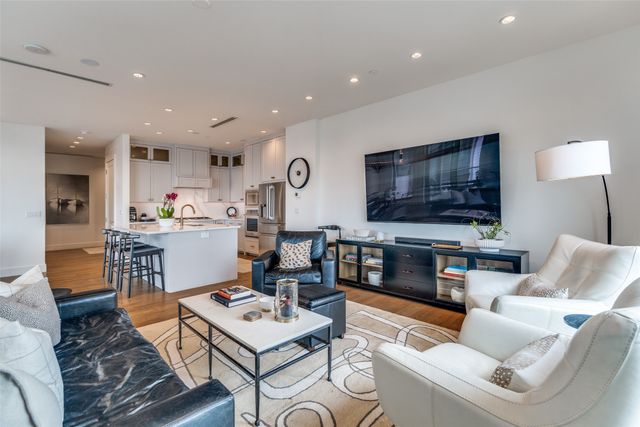 2300 Wolf Street 9C, Dallas, TX 75201