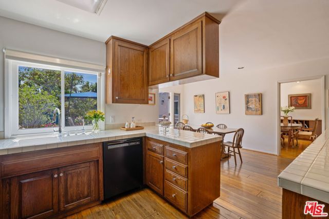 11742 Chenault Street, Los Angeles, CA 90049