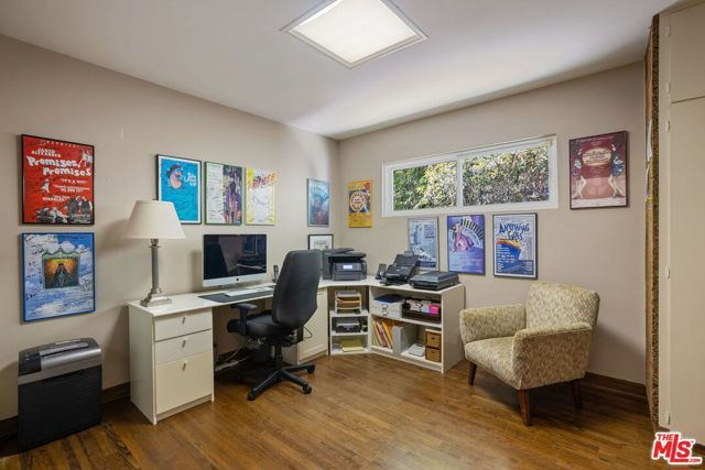 11742 Chenault Street, Los Angeles, CA 90049