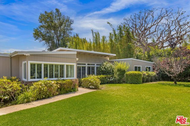 11742 Chenault Street, Los Angeles, CA 90049