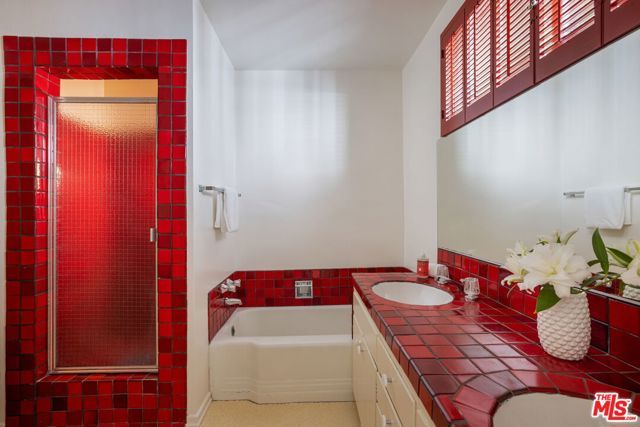 11742 Chenault Street, Los Angeles, CA 90049