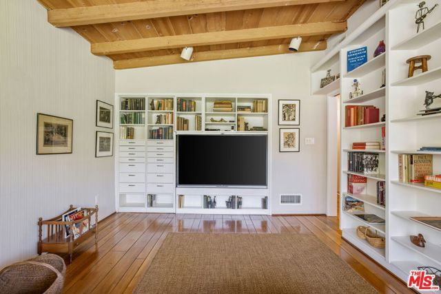 11742 Chenault Street, Los Angeles, CA 90049