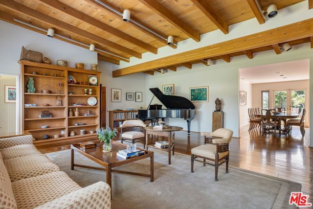 11742 Chenault Street, Los Angeles, CA 90049