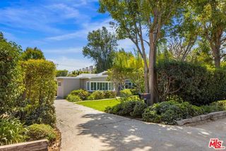 11742 Chenault Street, Los Angeles, CA 90049