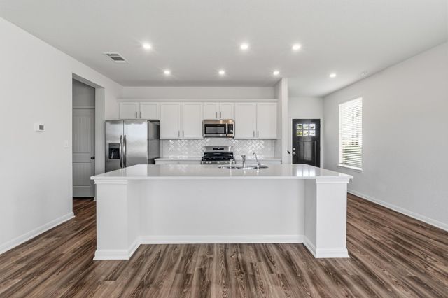 2210A Cornfield DR, Pflugerville, TX 78660
