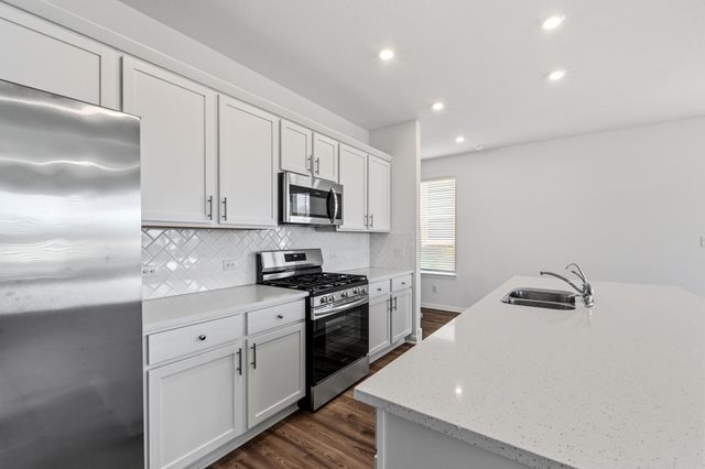 2210A Cornfield DR, Pflugerville, TX 78660