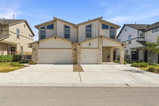 2210A Cornfield DR, Pflugerville, TX 78660
