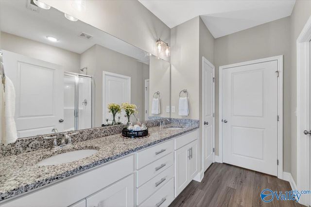 3245 Mcclellan Way SE, Decatur, AL 35603