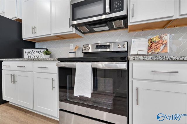 3245 Mcclellan Way SE, Decatur, AL 35603