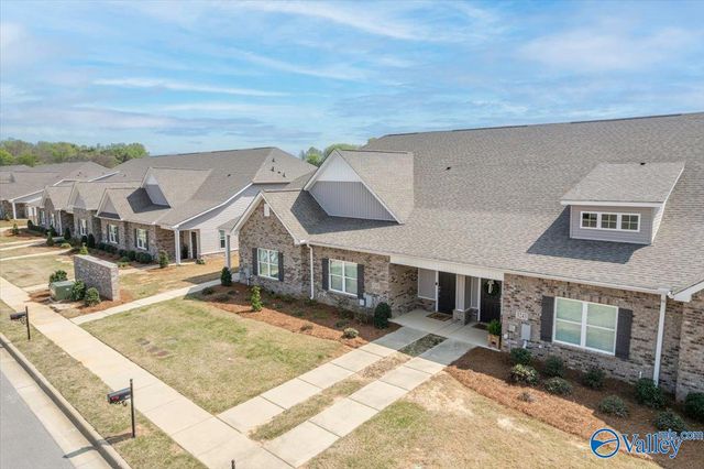 3245 Mcclellan Way SE, Decatur, AL 35603