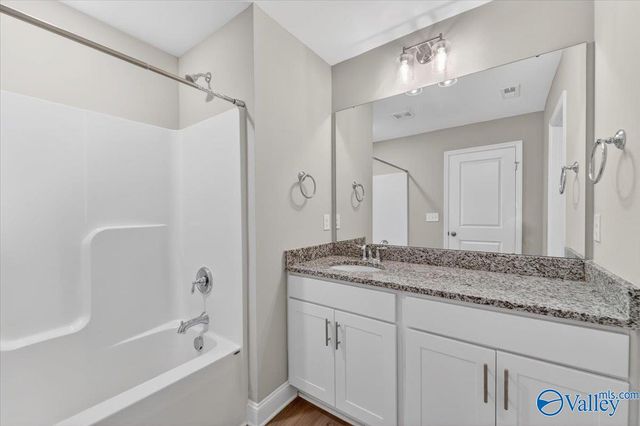 3245 Mcclellan Way SE, Decatur, AL 35603