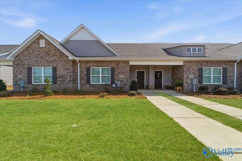 3245 Mcclellan Way SE, Decatur, AL 35603