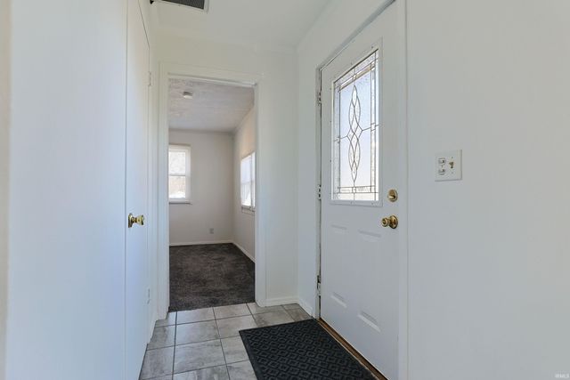 50615 Oakland Avenue, South Bend, IN 46637