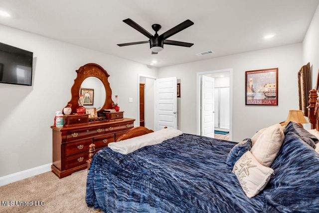 6595 Eastland Circle, Biloxi, MS 39532